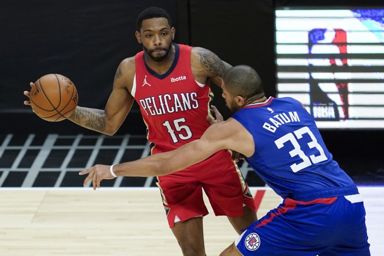  直播吧：新疆男篮与前NBA球员桑韦尔达成签约意向